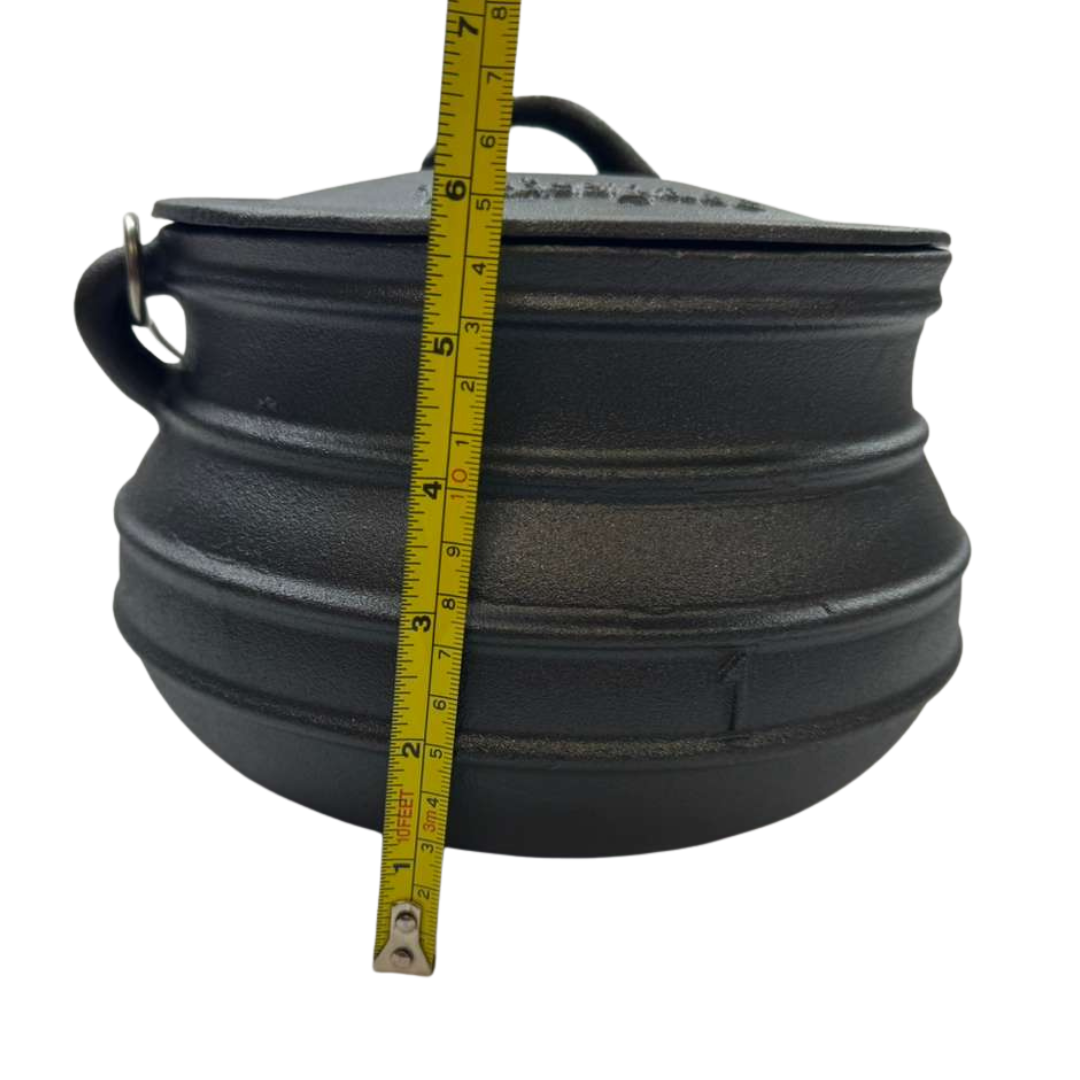Lifespace No. 1 Cast Iron Flat Bottom Potjie Pot - 4.7lt