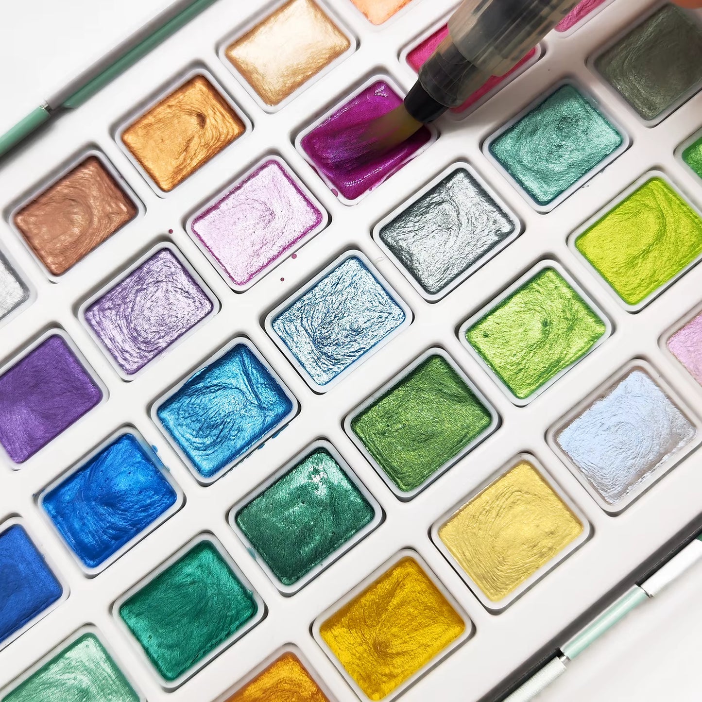 Artecho Professional 50 Metallic Watercolour Paint Set in Tin Case