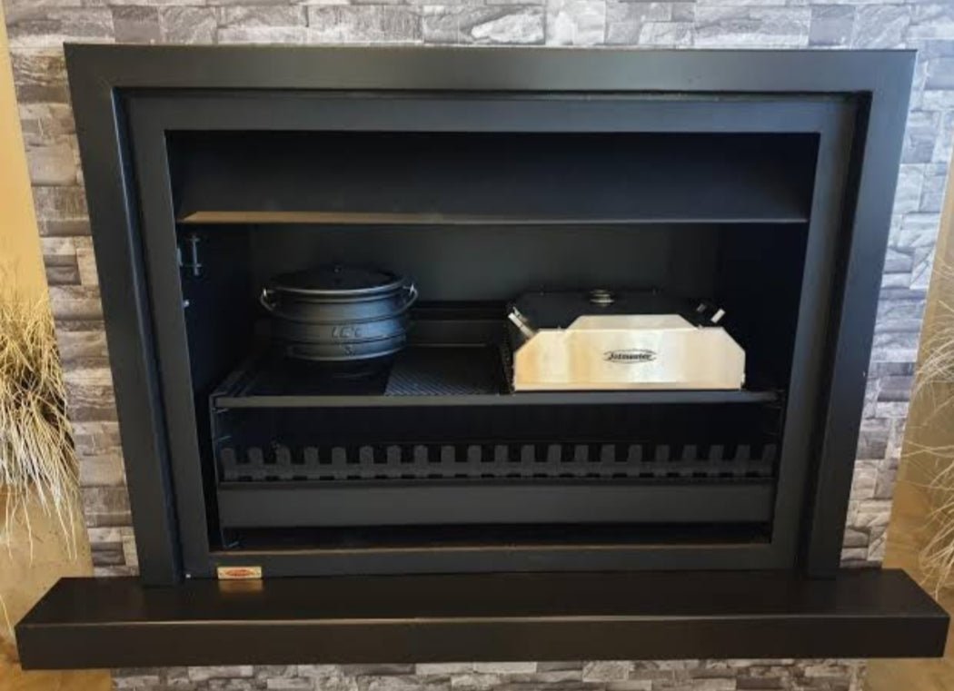 Jetmaster 4 - in - 1 Quadro Built - In Braai - Fireplace, Braai, Pizza Oven and Potjie Cooker - Lifespace
