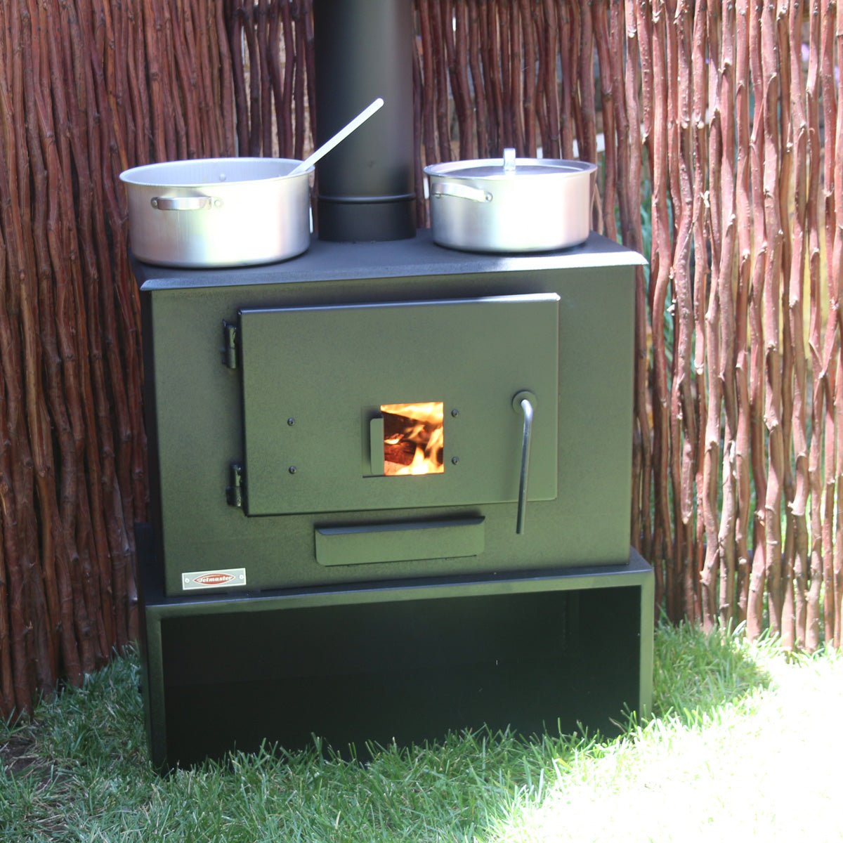 Jetmaster Makoya Radiated Heat Freestanding Stove - Fireplace - Perfect for Outdoor - Lifespace