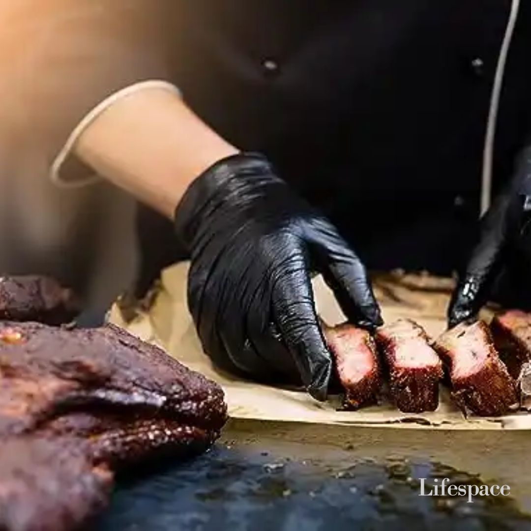 Lifespace BBQ Braai Essentials Meat Shredding Bundle: Nitrile Gloves (50-Pack) & Meat Shredding Bear Claws - Lifespace