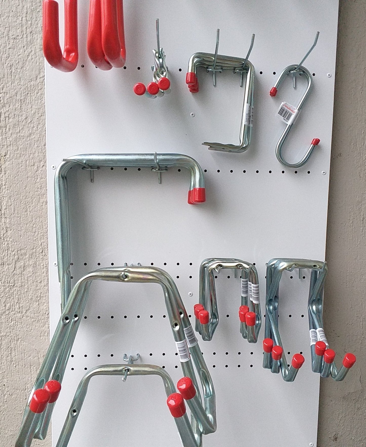 Handy Hooks - Double Wall Brace - The easy to install storage solution - Lifespace